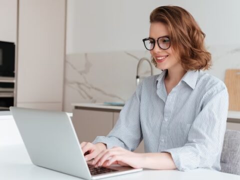 Bí quyết giữ đôi mắt khỏe mạnh trong thời đại kỹ thuật số